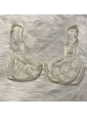 Wacoal Ivory Lace Bra